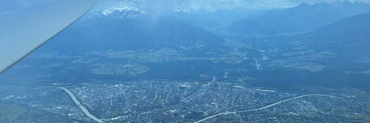 Flugwegposition um 10:45:20: Aufgenommen in der Nähe von Innsbruck, Österreich in 2428 Meter